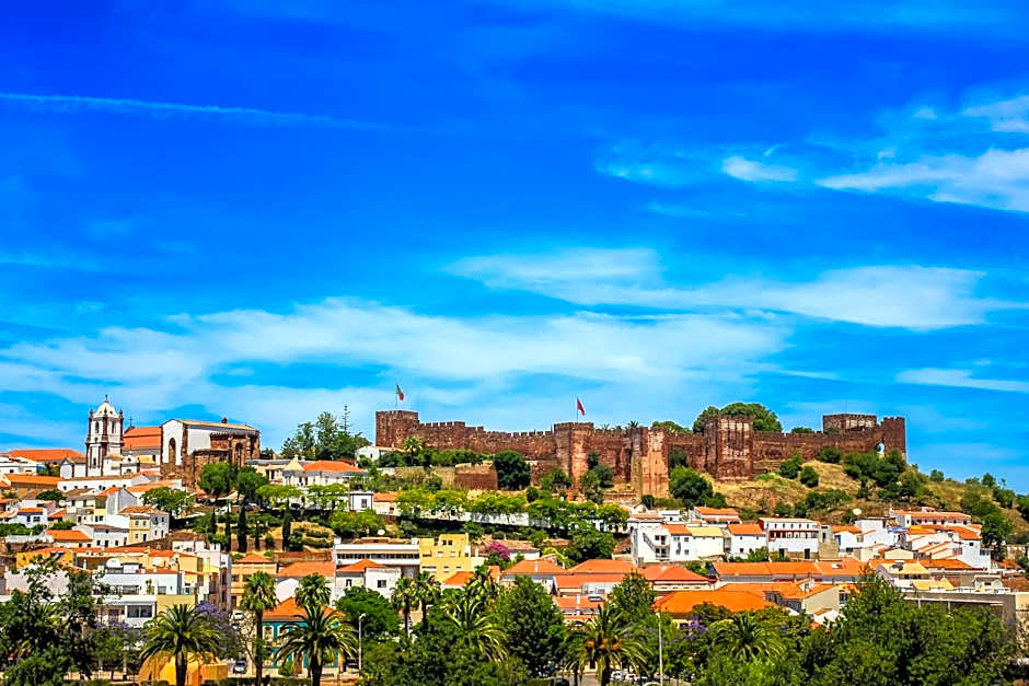 Hotel Colina Dos Mouros