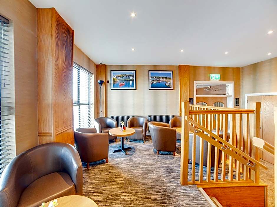 Standing Stones Lodge