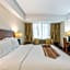 Crown Regency Hotel & Towers
