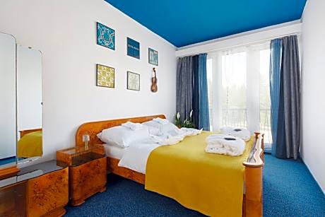 One-Bedroom Suite