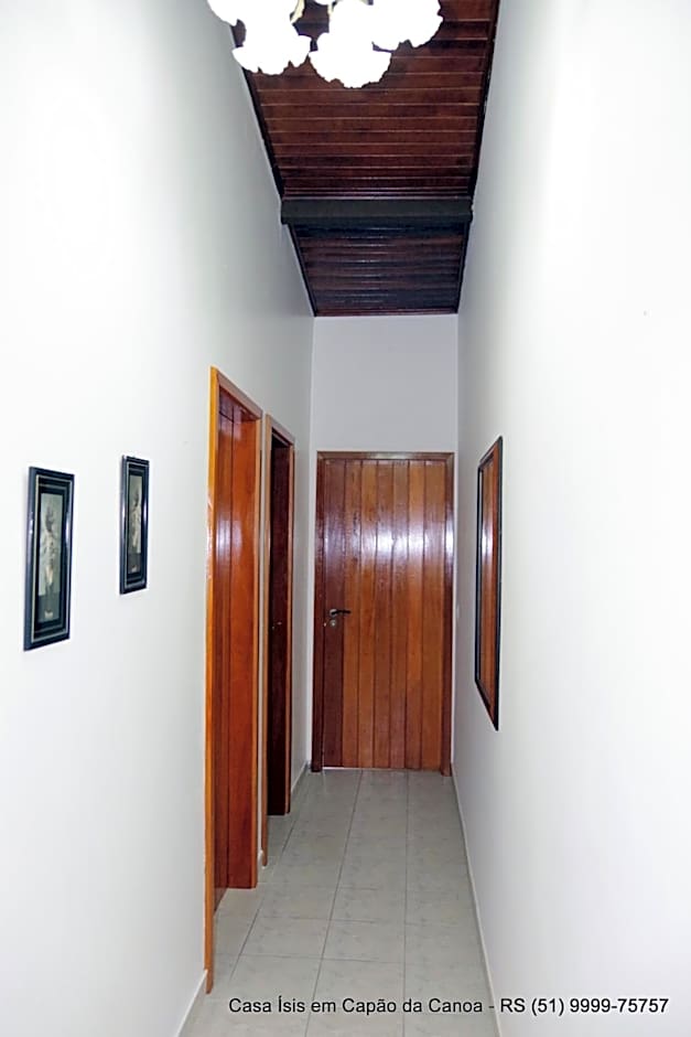 Casa ÍSIS de aluguel por temporada em Capão da Canoa com piscina