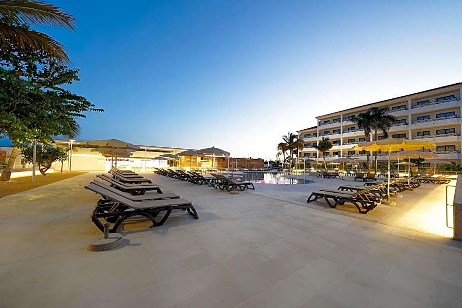 Aparthotel Parque La Paz