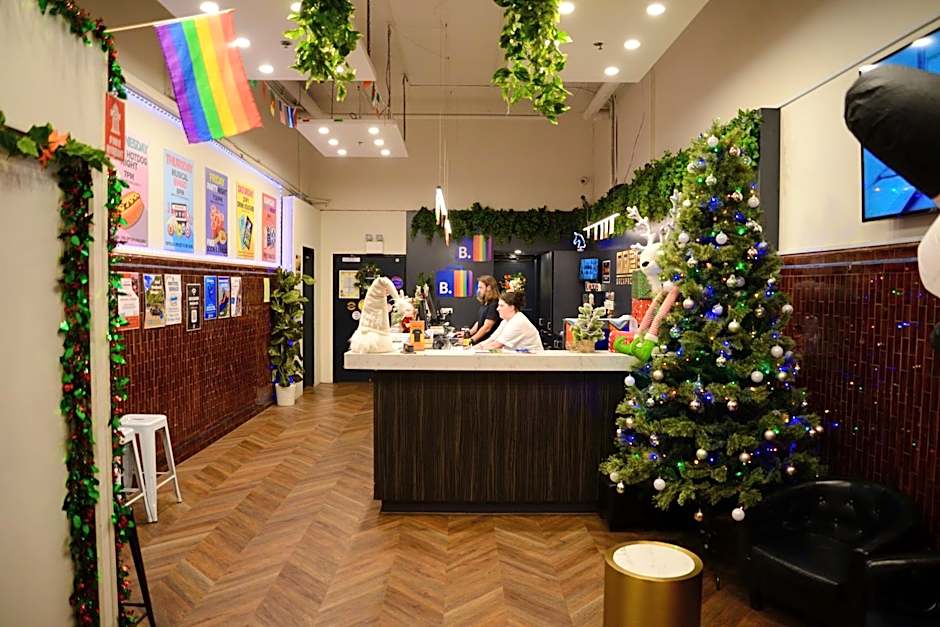 Maze Backpackers - Sydney