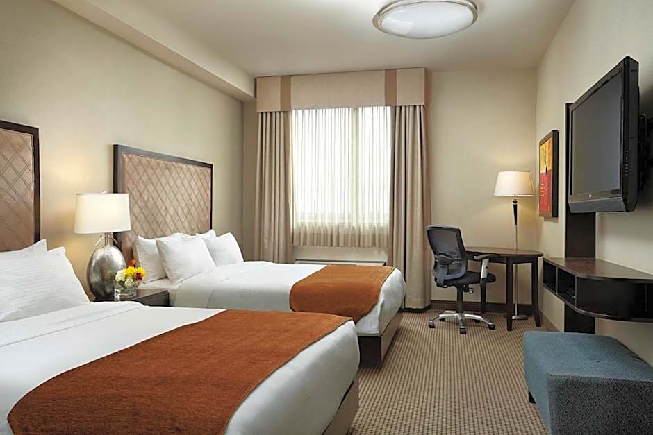 Acclaim Hotel Calgary Airport