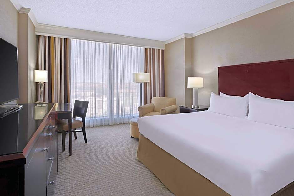 Renaissance Dallas North Hotel
