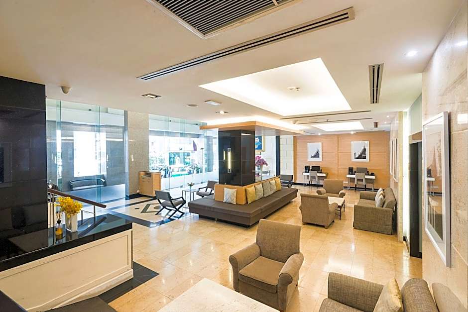 Evergreen Place Siam by UHG