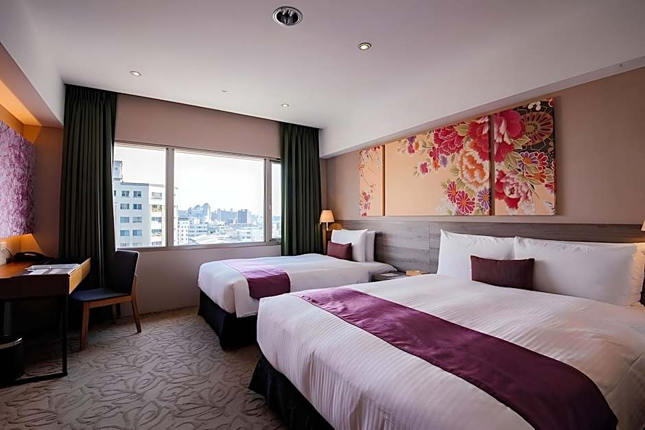 Aeris International Hotel