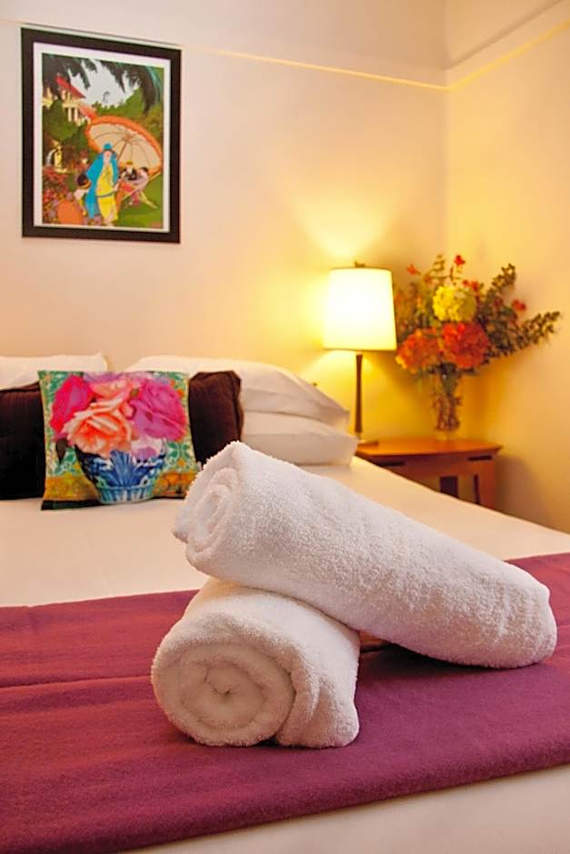 Linaker Art Deco Motel