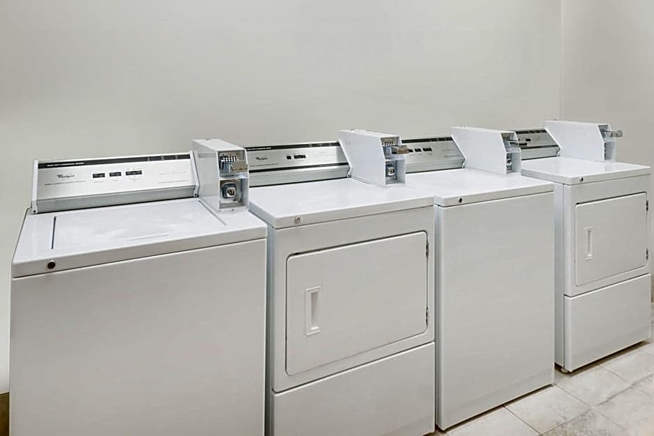 Ramada by Wyndham Olds