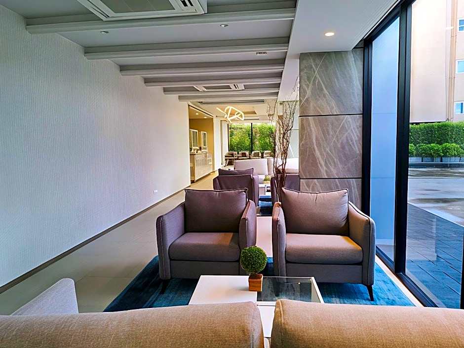 KOS Hotel Suvarnabhumi Airport