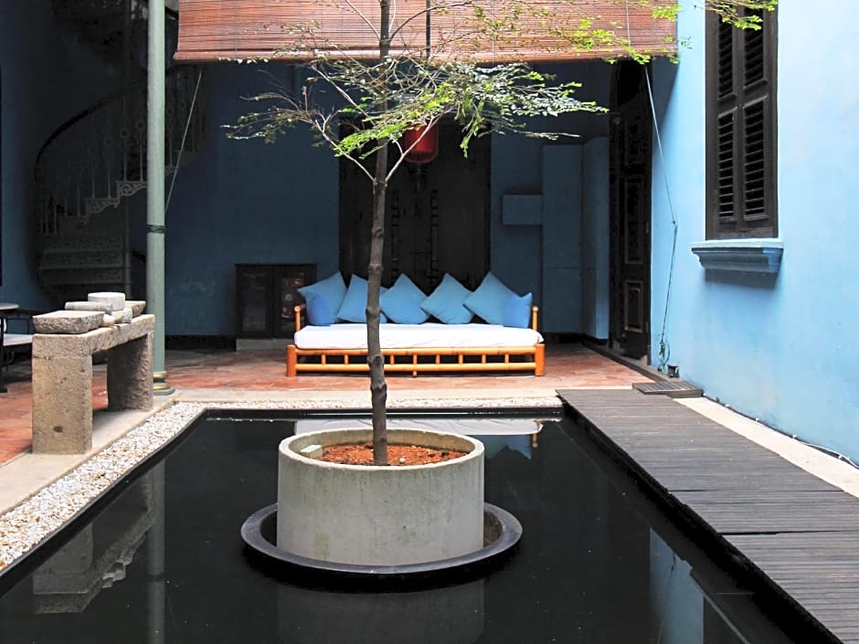 Cheong Fatt Tze - The Blue Mansion