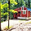 The Americana - Parker Creek Bend Cabins