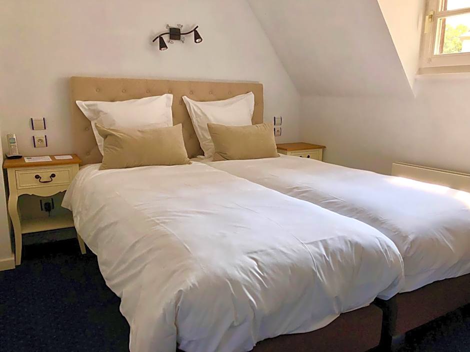Photo 1 of 7 of ANNEXE - Chambre Meublée 5