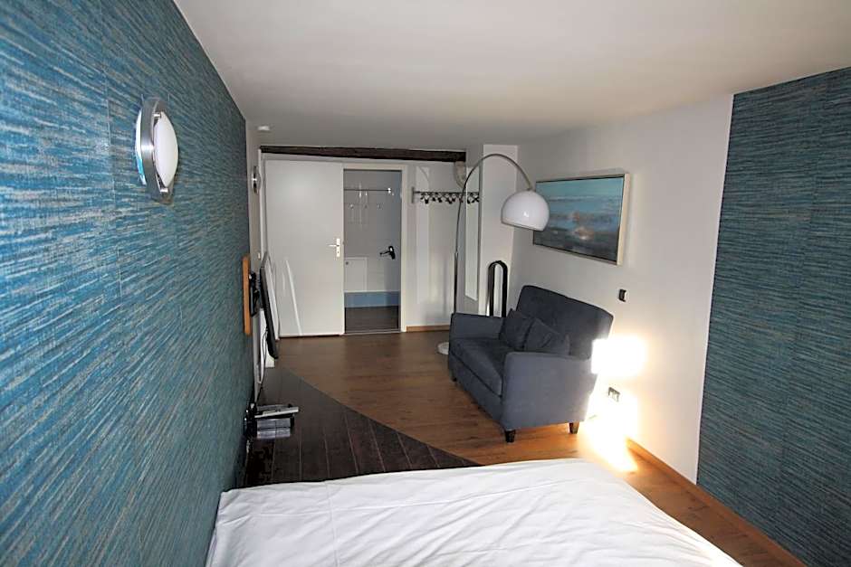 Elements Hotel