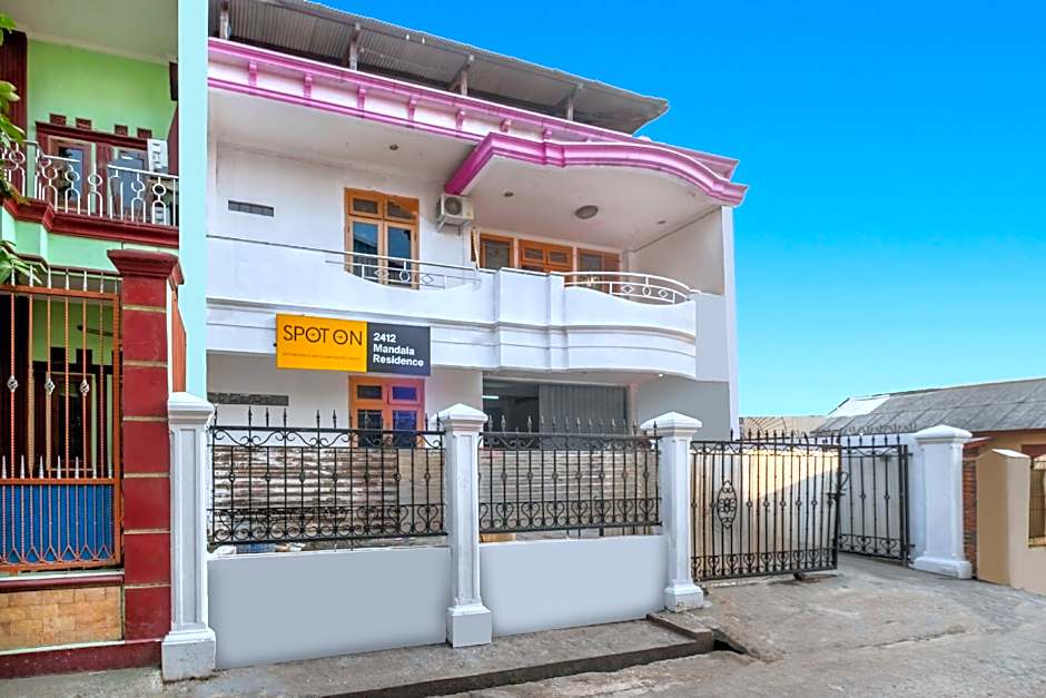 OYO Life 2412 Mandala Residence