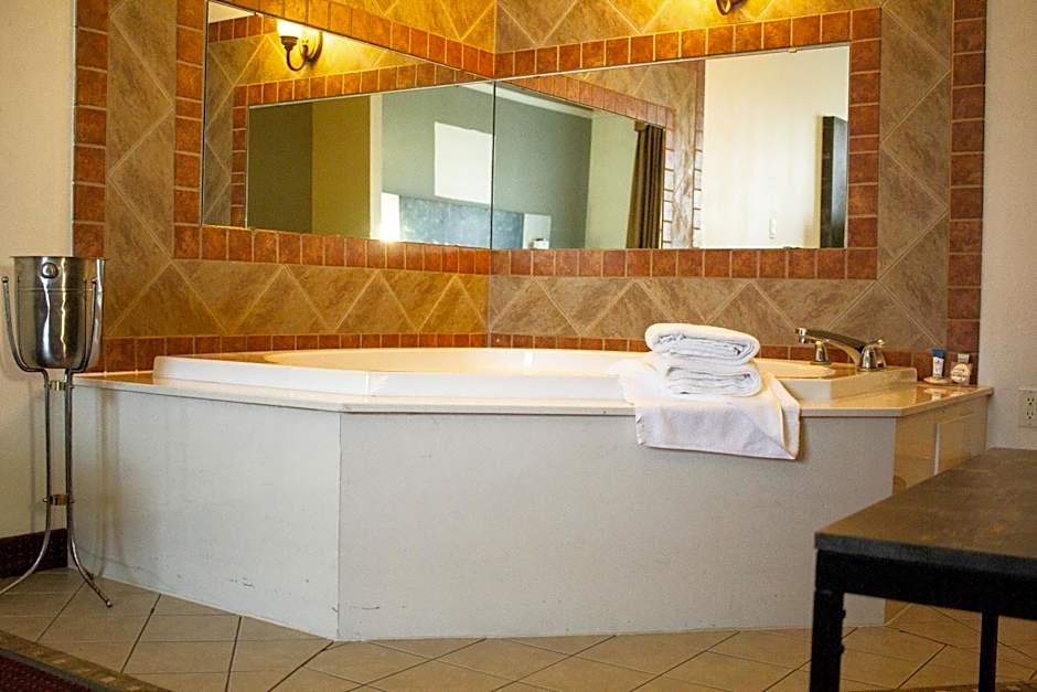 FairBridge Inn & Suites Cleburne