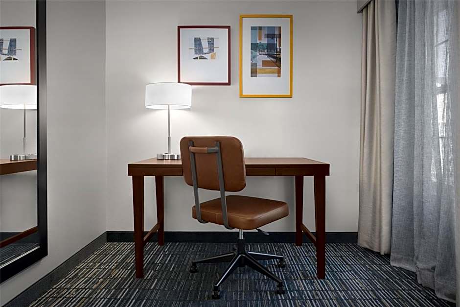 Homewood Suites By Hilton Newark-Cranford