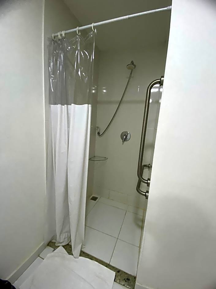 BRISTOL EASY HOTEL - RIO BONITO
