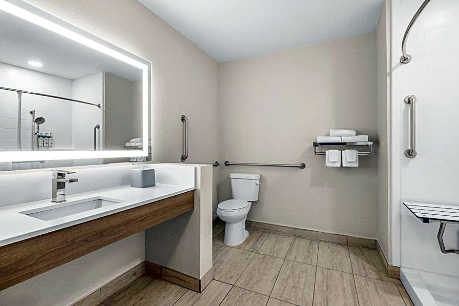 Holiday Inn Express & Suites - Phoenix West - Tolleson By IHG