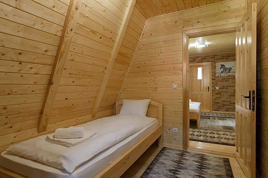 Centrul de Echitatie Poiana Brasov