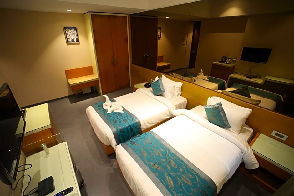 The Byke Delotel - Borivali