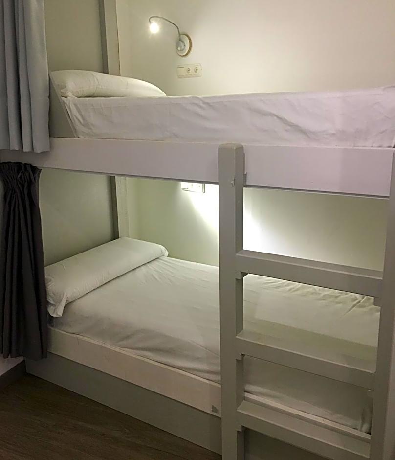 Hostel Getaria