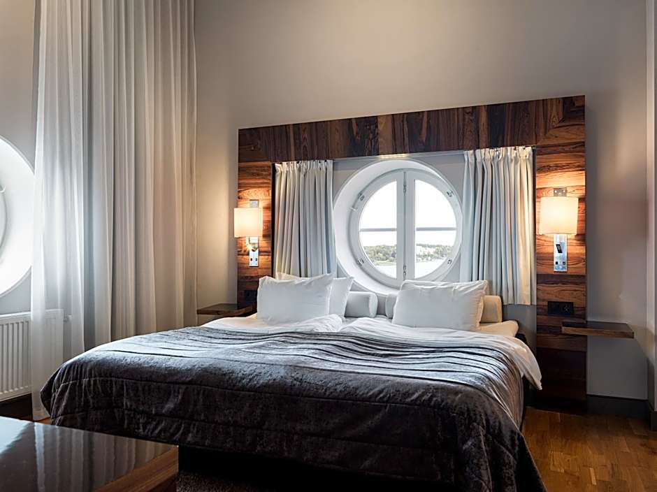 Photo 1 of 8 of Spa Suite
