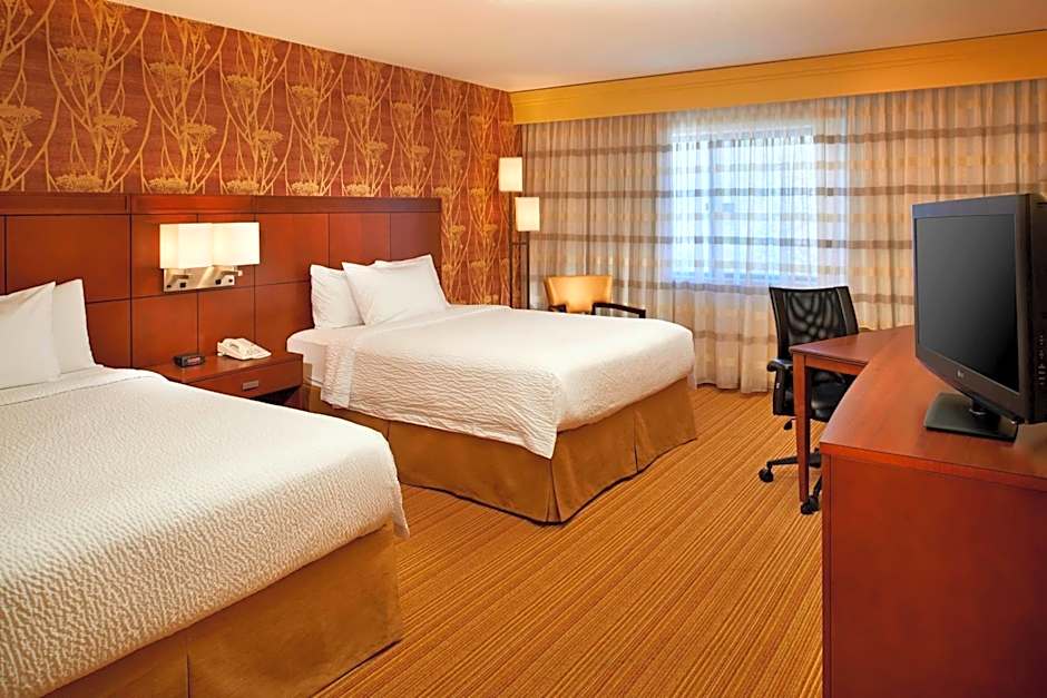 Courtyard by Marriott Detroit Utica