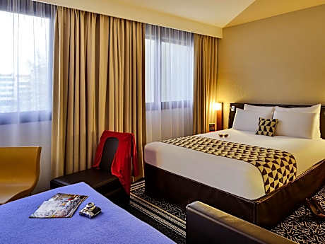 Privilege Room with 1 double bed and 1 single sofa bed