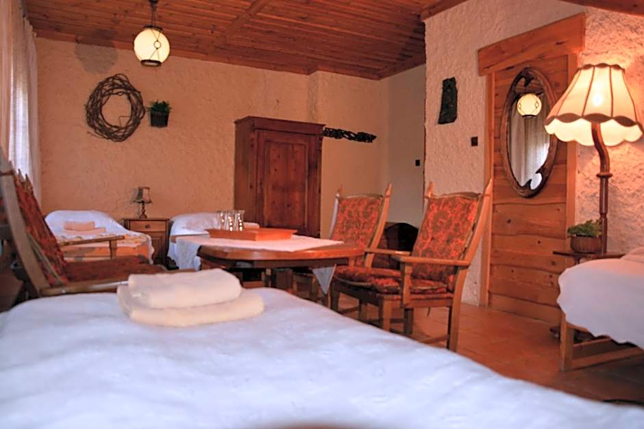 Photo 1 of 3 of Quadruple Room with Sauna