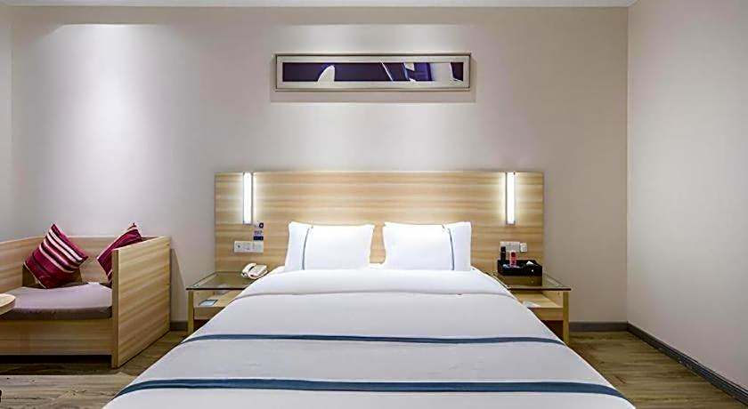 City Comfort Inn Zhuhai Fisher Girl Qinglv Road Seaside Swimming Field