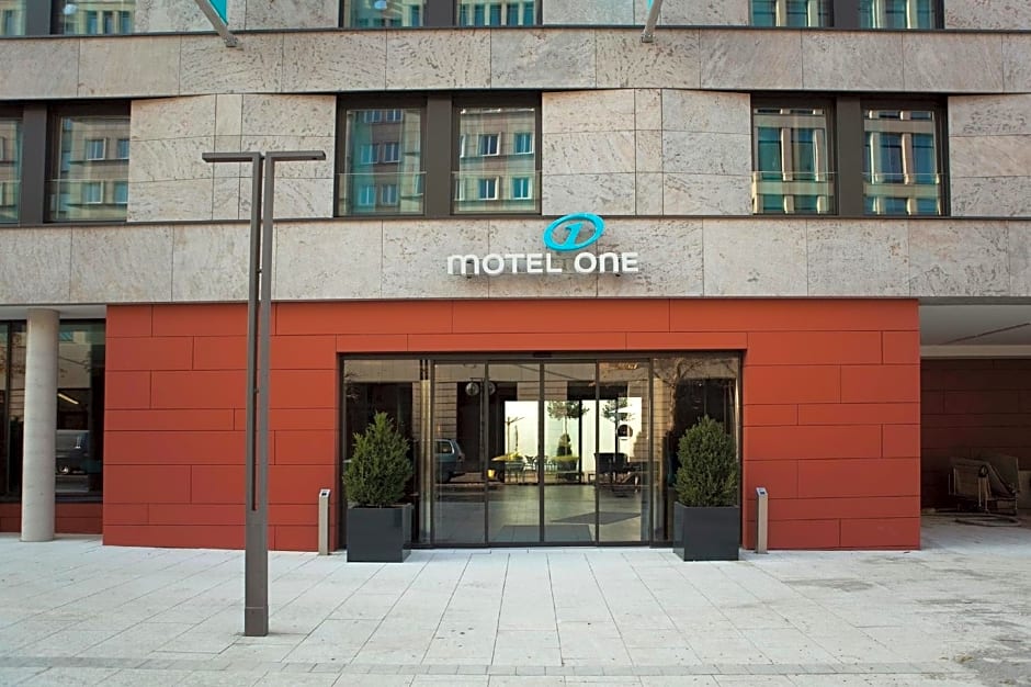 Motel One Stuttgart-Mitte