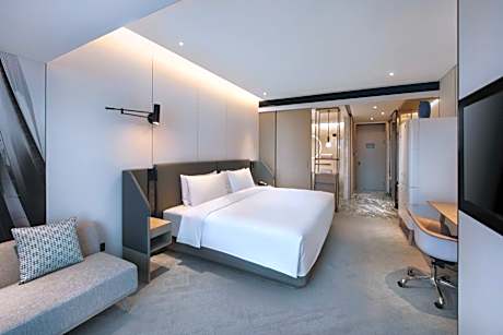 Premium King Room with River View