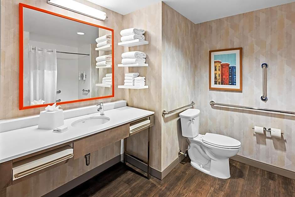 Hampton Inn By Hilton & Suites Glenarden/Washington DC