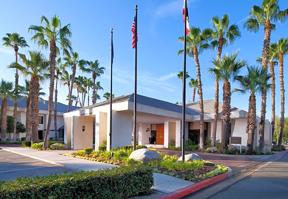 Four Points by Sheraton Bakersfield