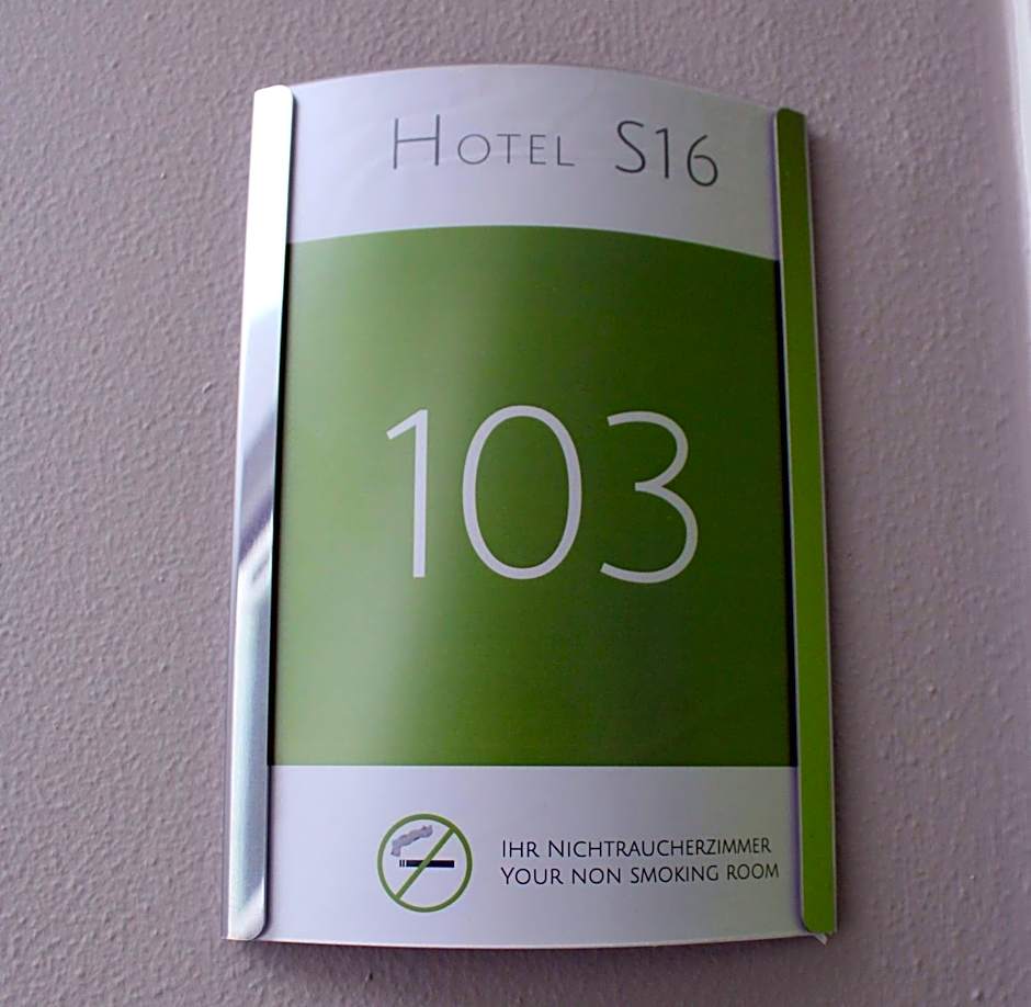 Hotel S16