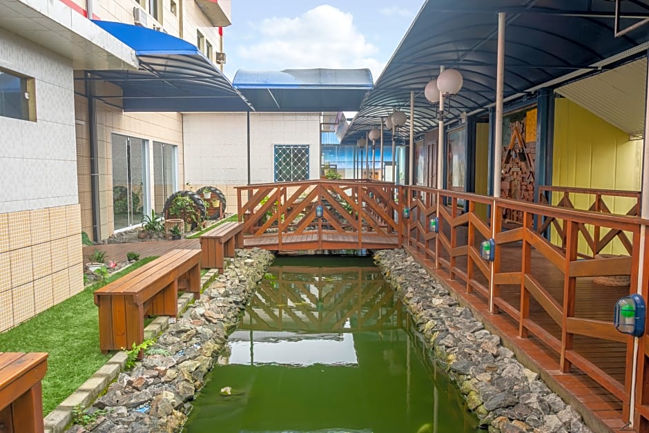 Eco Hotel