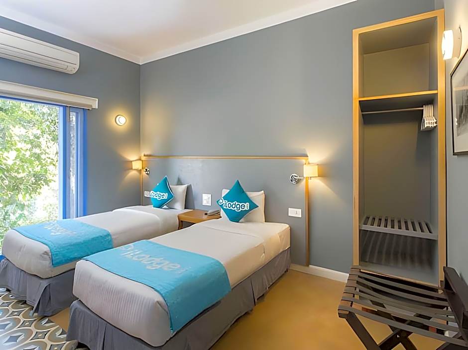 bloom Boutique I Signature Towers