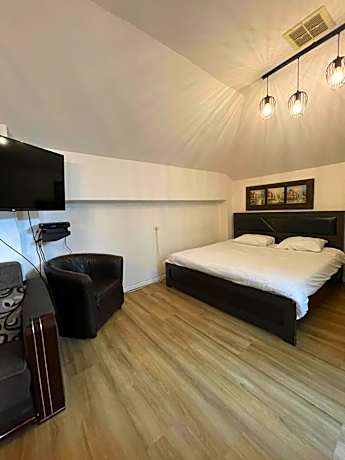 Superior Double Room with Kitchenette