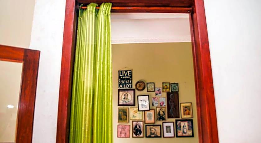 Stonetown View Hotel