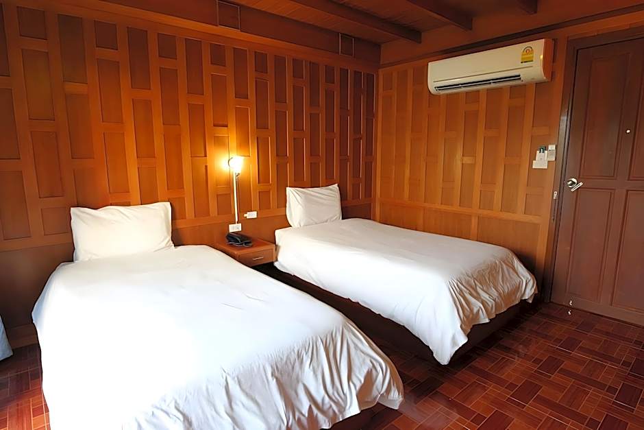 JJ Residence (somsri praditjarone company branch 1)