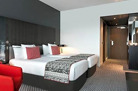 Melia Room Adapted to Disabled