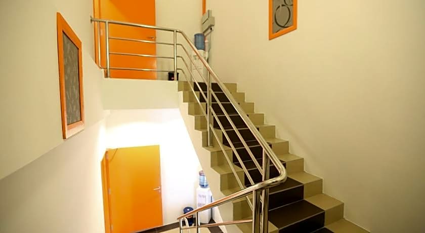 1 Hotel Taman Connaught