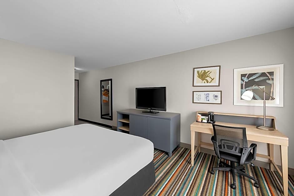 Country Inn & Suites by Radisson, Topeka West, KS