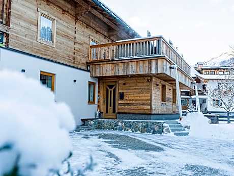 Flat with whirlpool near the Wildkogel ski area