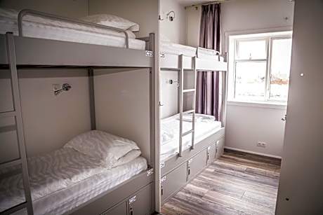 6-Bed Mixed Dormitory Room