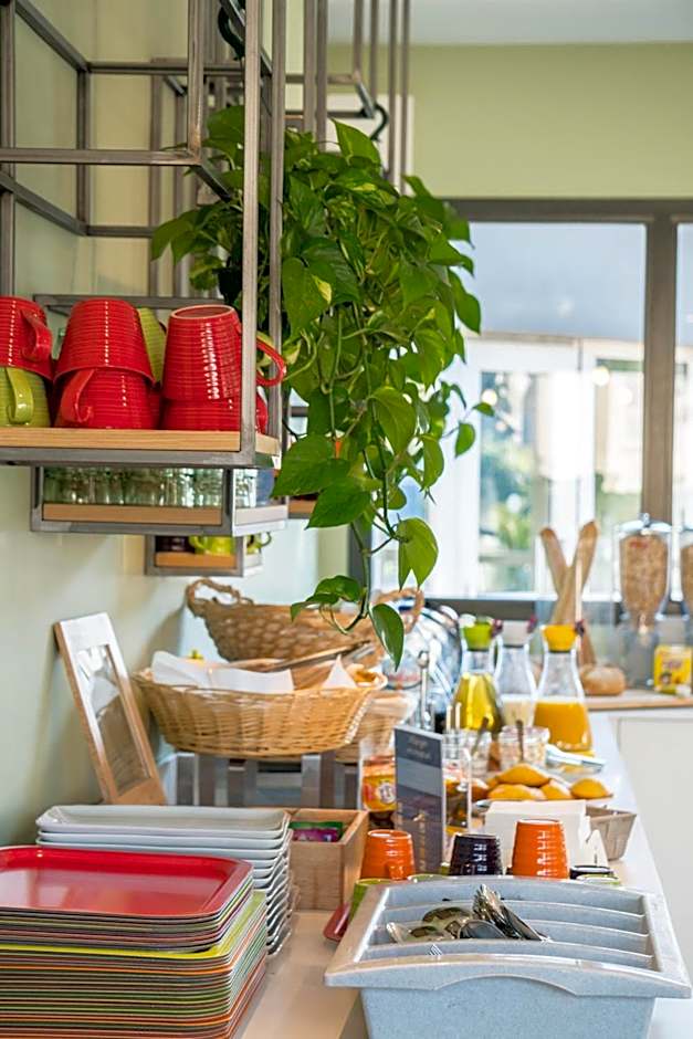 ibis Styles Perpignan Canet En Roussillon