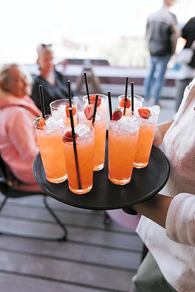 Clarion Hotel The Pier