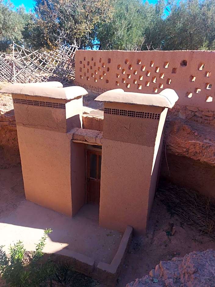 ECOLODGE MISS ROSE CHEZ LA FAMILLE