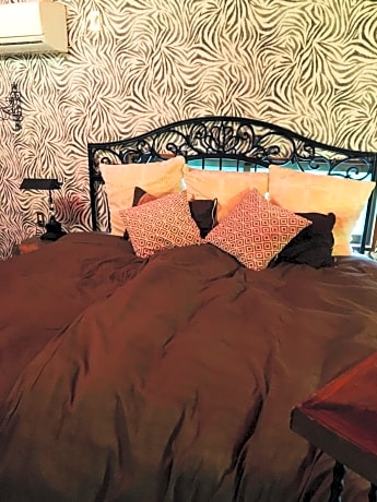 Large Double or Twin Room
